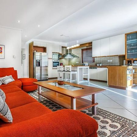 Spacious Apartment In Glyfada Close To The Sea Athen Eksteriør billede