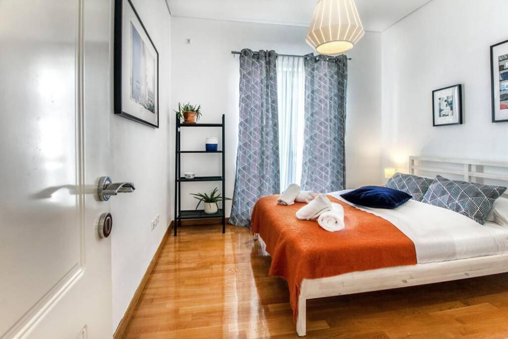 Spacious Apartment In Glyfada Close To The Sea Athen Eksteriør billede